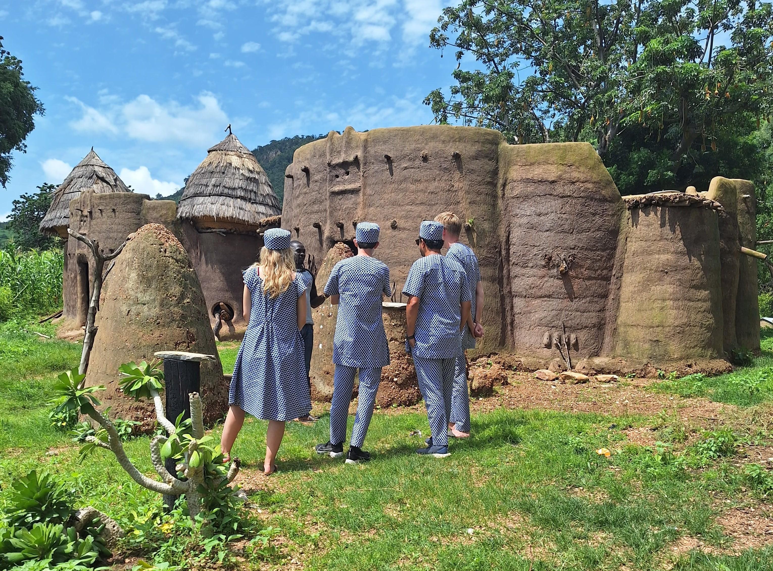 Circuit de 2 jours au Togo pour visiter Koutammakou, pays des Batammariba - Patrimoine UNESCO