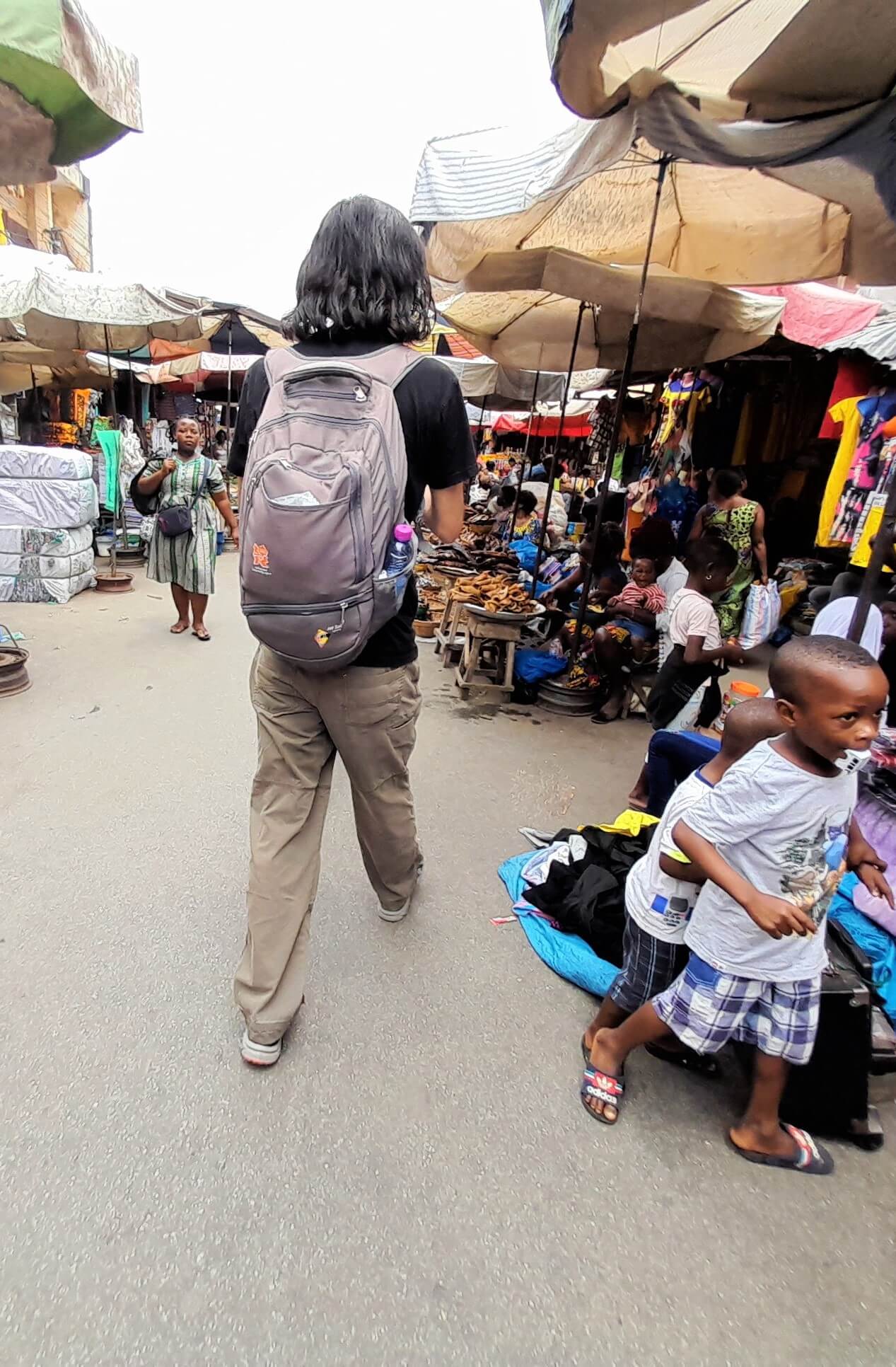 Un tour au grand marché de Lomé Togo en compagnie d'un guide