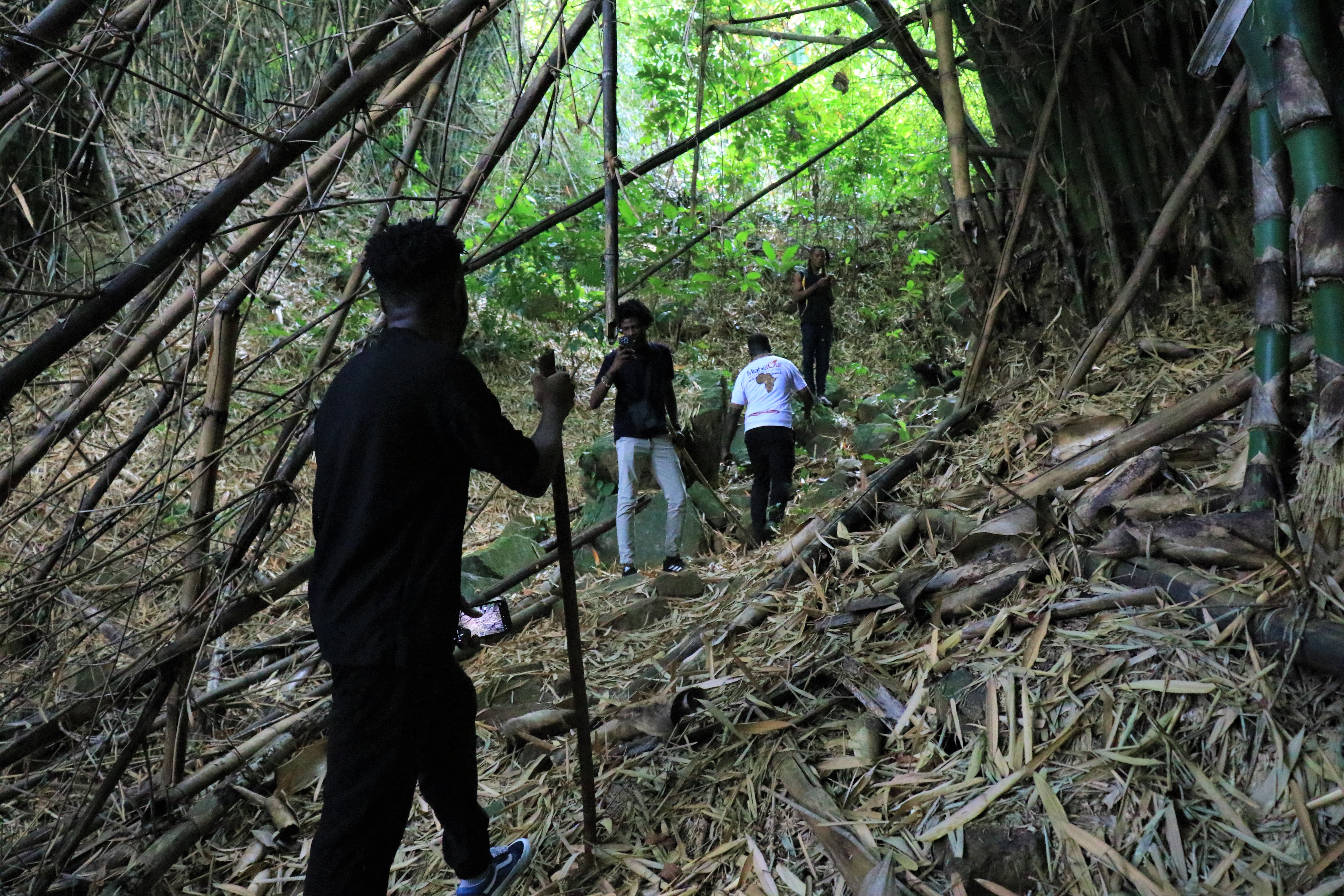 Randonnée et visite sur le mont Agou au Togo