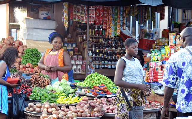 Visite au grand marché de Lomé