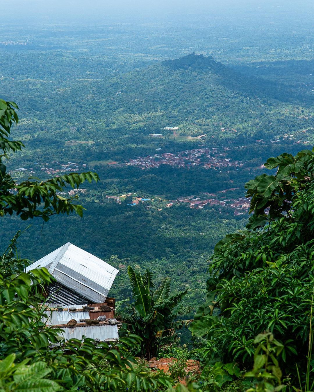 vue depuis le sommet du mont agou