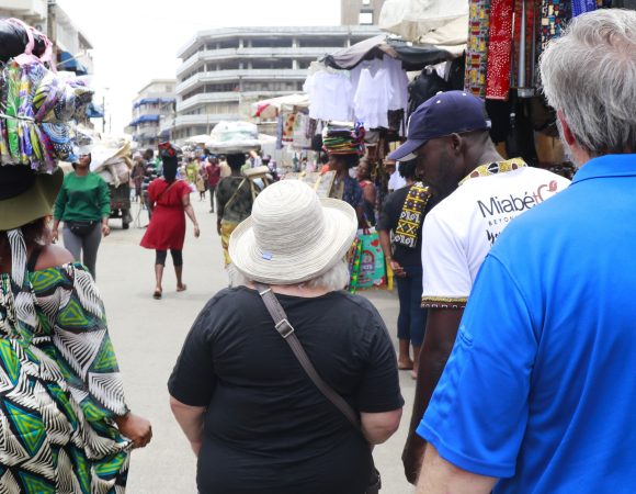 Lomé cultural tour: sightseeing with local guide in Lomé